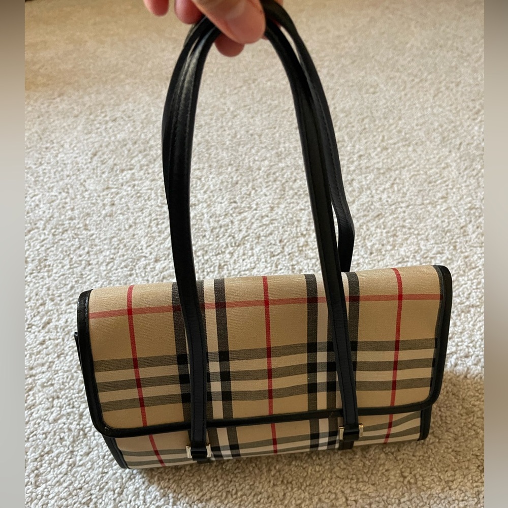 Burberry Blue Label